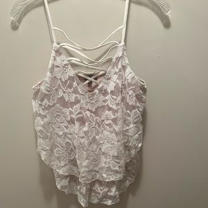 Express Women’s lace tank top